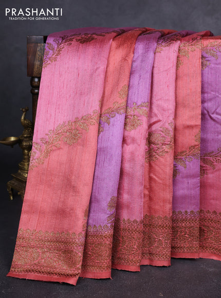Banarasi raw silk saree peach shade and pink with allover rangkat weaves and woven border