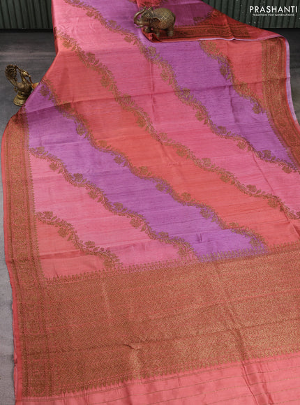 Banarasi raw silk saree peach shade and pink with allover rangkat weaves and woven border