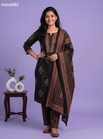 Black Cotton Printed Straight Suit