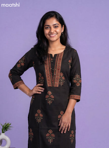Black Cotton Printed Straight Suit