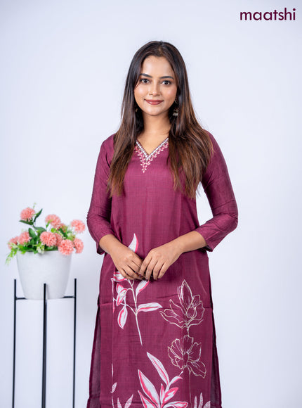 Rayon kurti set maroon with floral prints & embroidery mirror work v neck pattern and straight cut pant