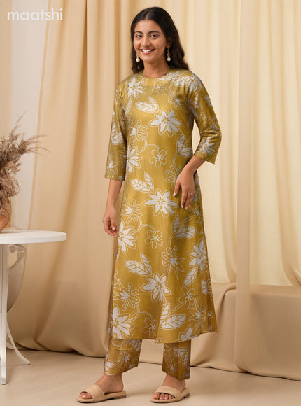 Cotton co-ord set mustard yellow and cream with floral prints & simple neck pattern and palazzo pant