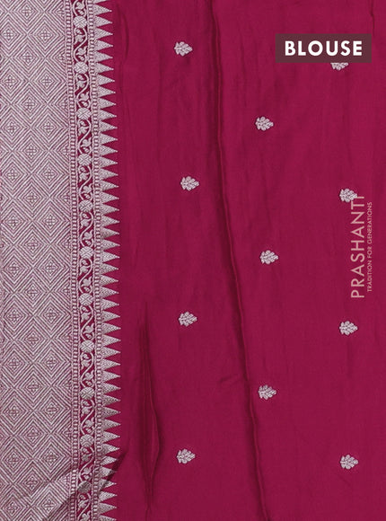 Art mushru silk saree pink with allover thread & zari woven jamdhani weaves and zari woven border