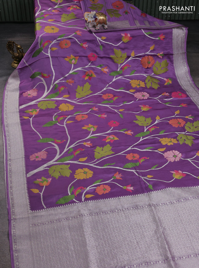 Art mushru silk saree lavender with allover thread & zari woven jamdhani weaves and zari woven border