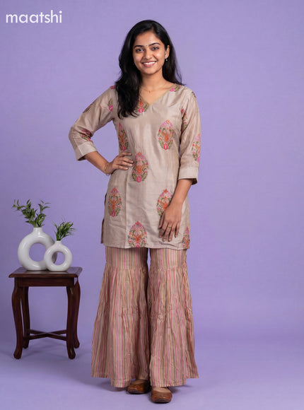 Beige Art Tussar Printed Straight Suit