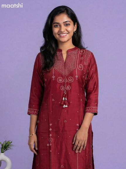 Maroon Art Tussar Bandhini Printed Fish Cut Kurti Set
