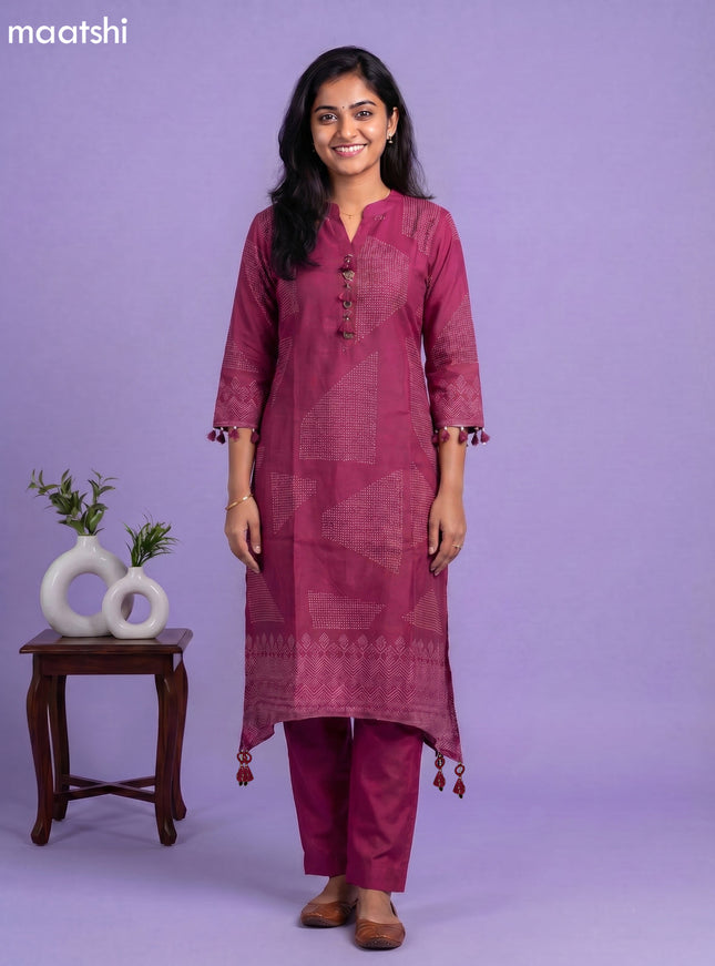 Magenta Pink Art Tussar Printed Fish Cut Kurti Set