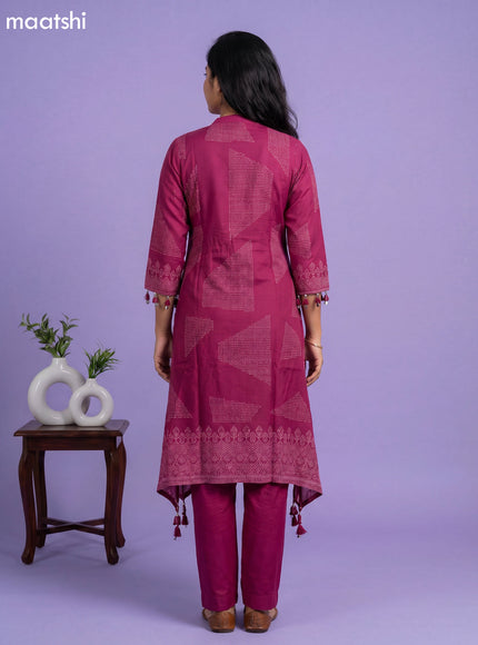 Magenta Pink Art Tussar Printed Fish Cut Kurti Set