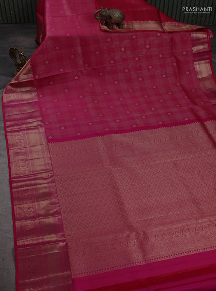 Pure kanchipuram silk saree dual shade of pink with allover zari small checks & buttas and rich zari woven border