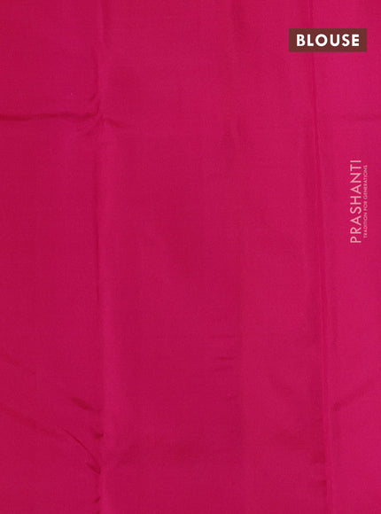 Pure kanchipuram silk saree bottle green and pink with allover zari small checked pattern in borderless style