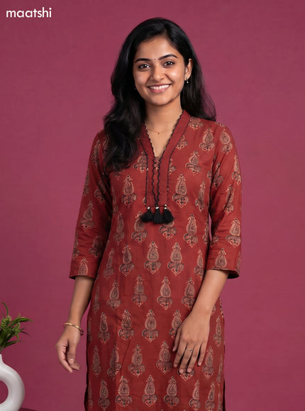 Maroon Cotton Ajrakh Printed Straight Kurti