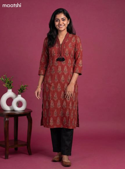Maroon Cotton Ajrakh Printed Straight Kurti
