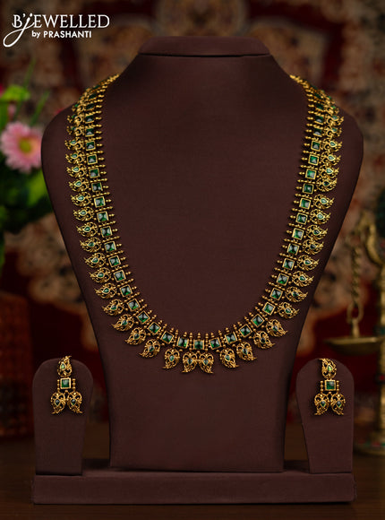 Antique Haaram with manga pattern and emerald stones