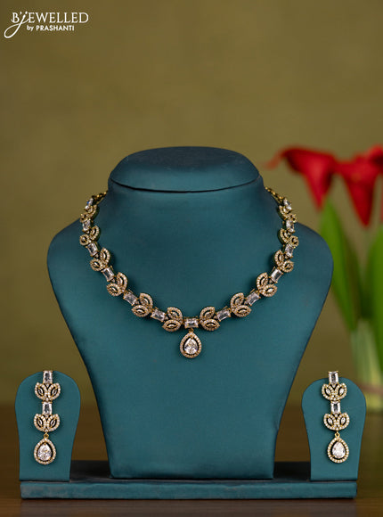 Necklace with cz stones in victorian finish