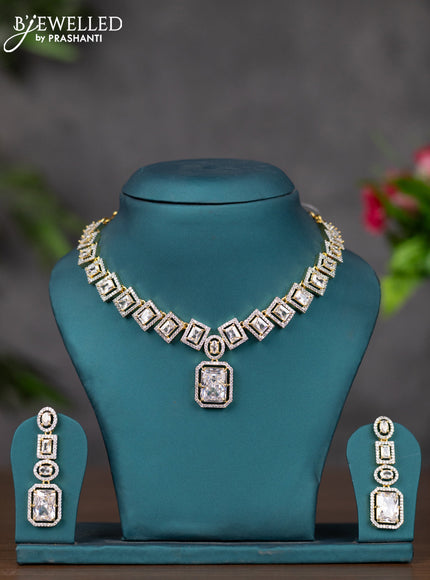 Zircon necklace with cz stones in gold finish