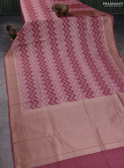 Banarasi silk cotton saree mauve pink with allover zigzag zari weaves and zari woven border