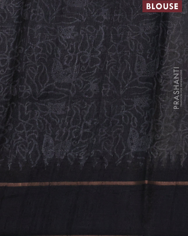Pure tussar silk saree beige and black with allover kalamkari hand painted prints and temple design rettapet zari woven border