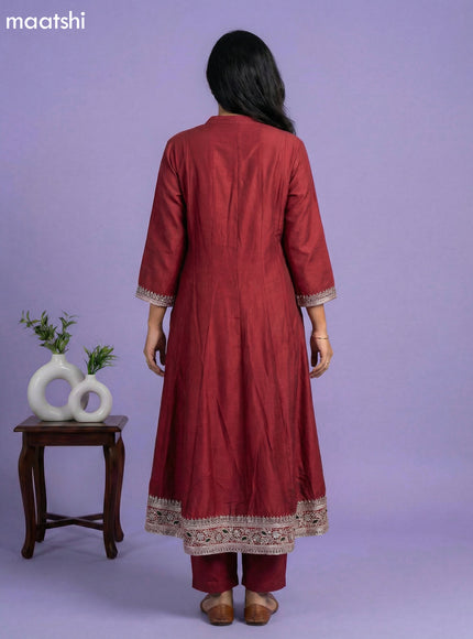 Maroon and Balck Semi Tussar Sequin Work Neck Pattern Anarkali Suit