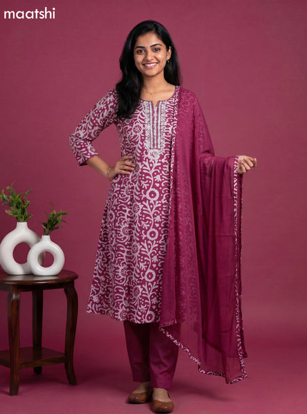Magenta Pink and Off White Chanderi Batik Printed & Embroidery Work Straight Suit