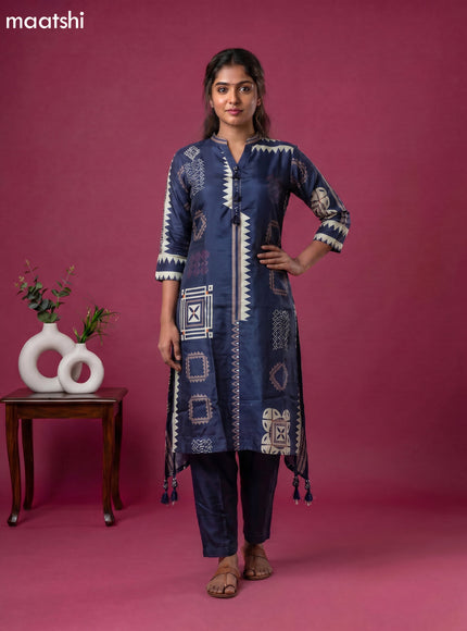 Navy Blue Art Tussar Printed Fish Cut Kurti Set