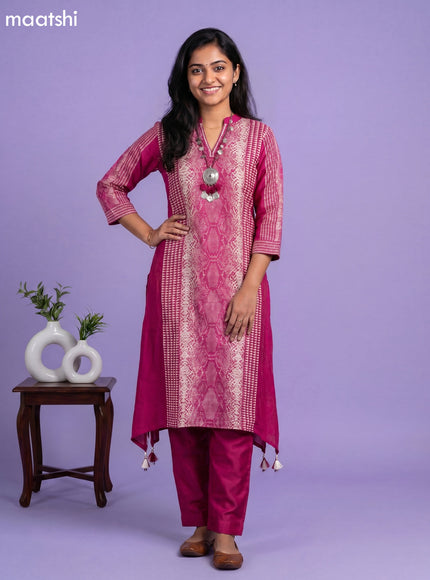 Magenta Pink Art Tussar Printed Fish Cut Kurti Set