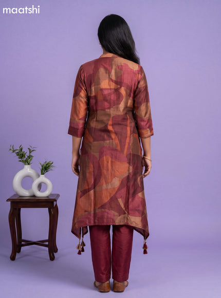 Maroon and Brown Art Tussar Printed Fish Cut Kurti Set
