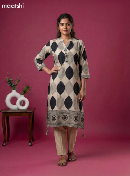 Cream and Black Art Tussar Printed Fish Cut Kurti Set