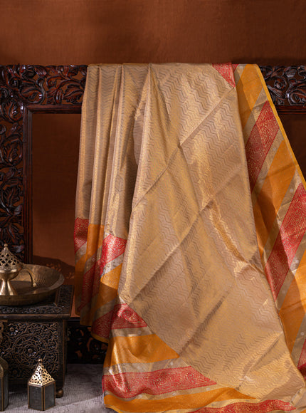 Tissue Kanchipuram Gold And With Zig Zag Pattern