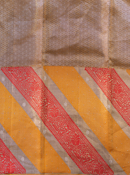 Tissue Kanchipuram Gold And With Zig Zag Pattern
