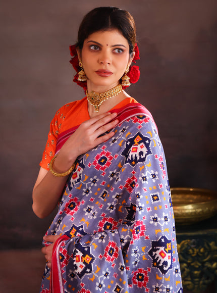 Patan Patola Grey And Pink Silk Saree