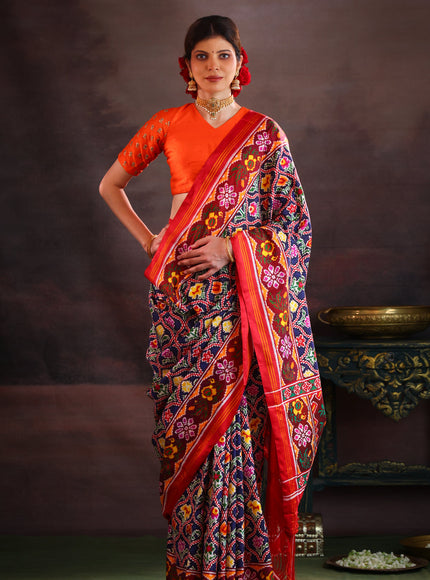 Patan Patola Navy Blue And Maroon Silk Saree