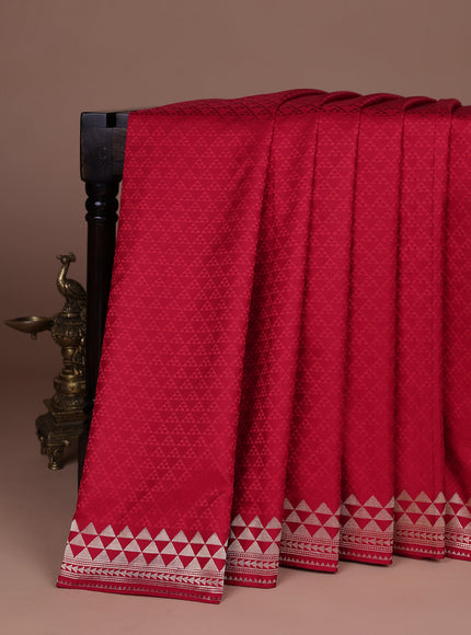Red Banarasi Tanshoi Silk Saree