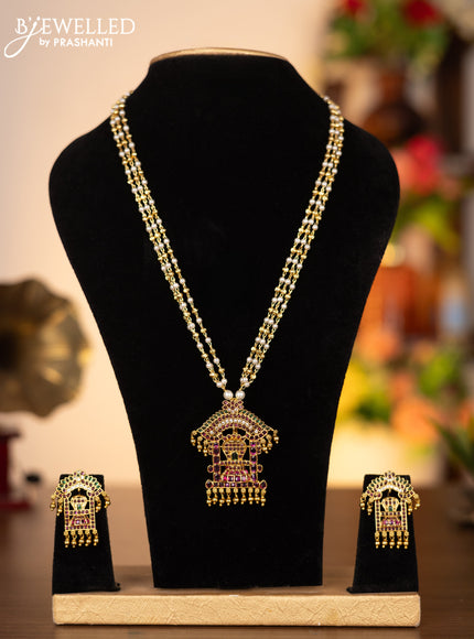 Pearl Necklace
