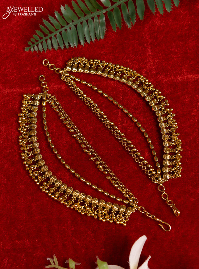 Antique triple layer mattal with golden beads hangings