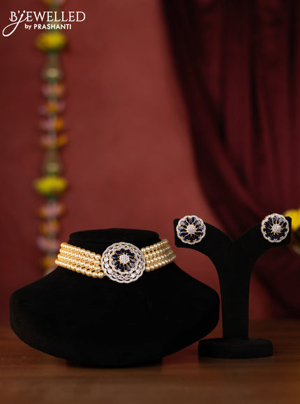 Beaded choker with cz sapphire circle pendant