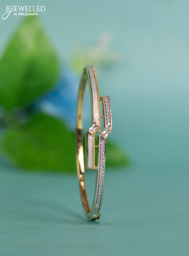 Zircon bracelet with white enamel and cz stones in gold finish