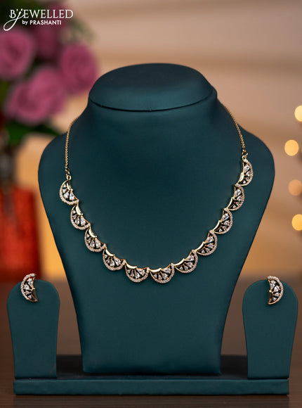 Zircon necklace with cz stones in gold finish