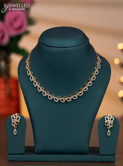 Zircon necklace with cz stones in gold finish