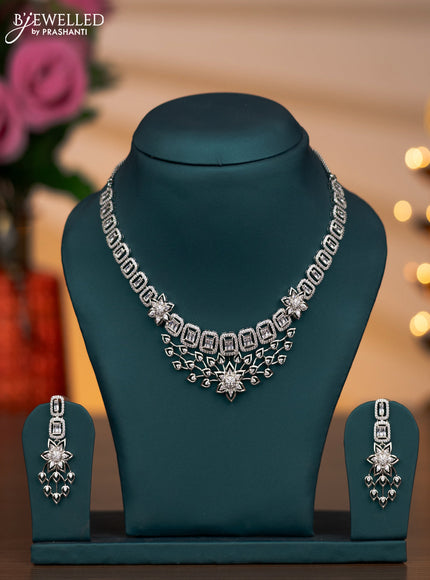Zircon necklace floral design with cz stones