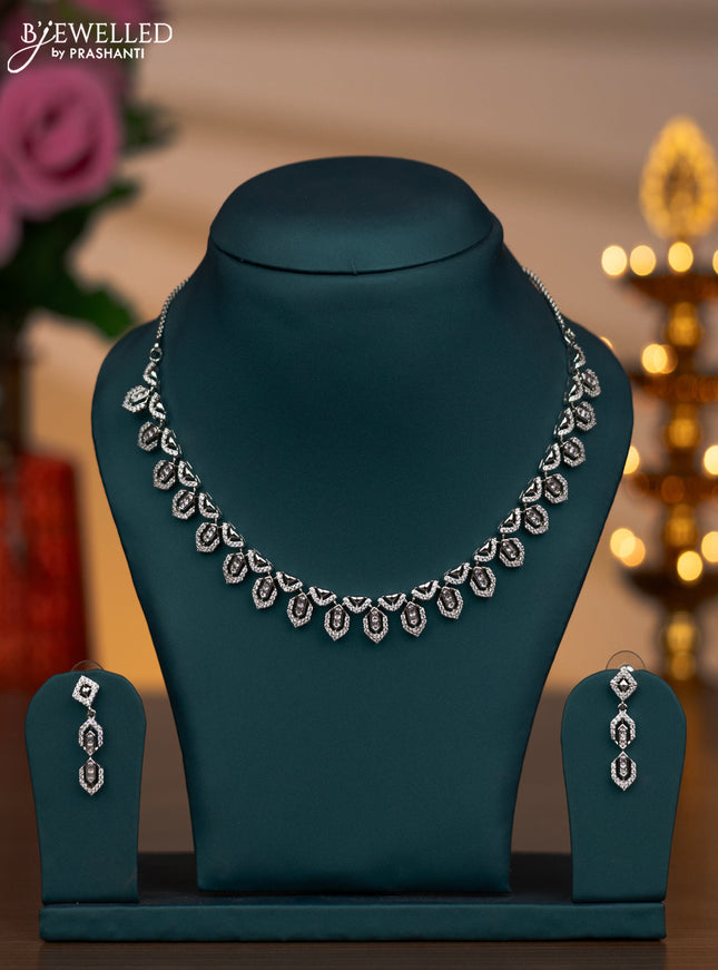 Zircon necklace with cz stones