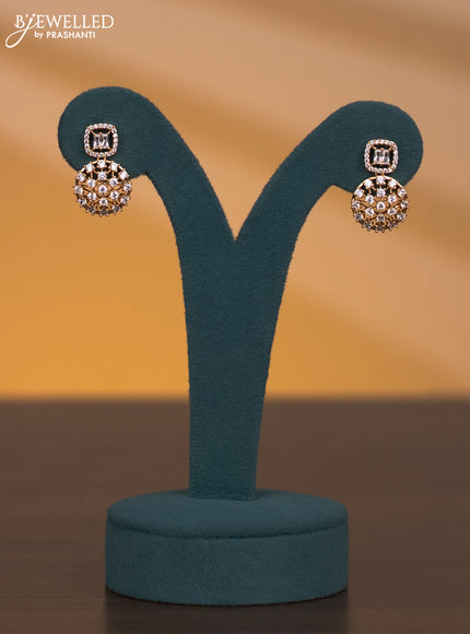 Zircon necklace with cz stones in gold finish