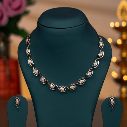 Collection image for: Necklace