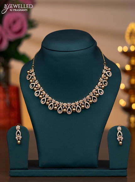 Zircon necklace with cz stones in gold finish