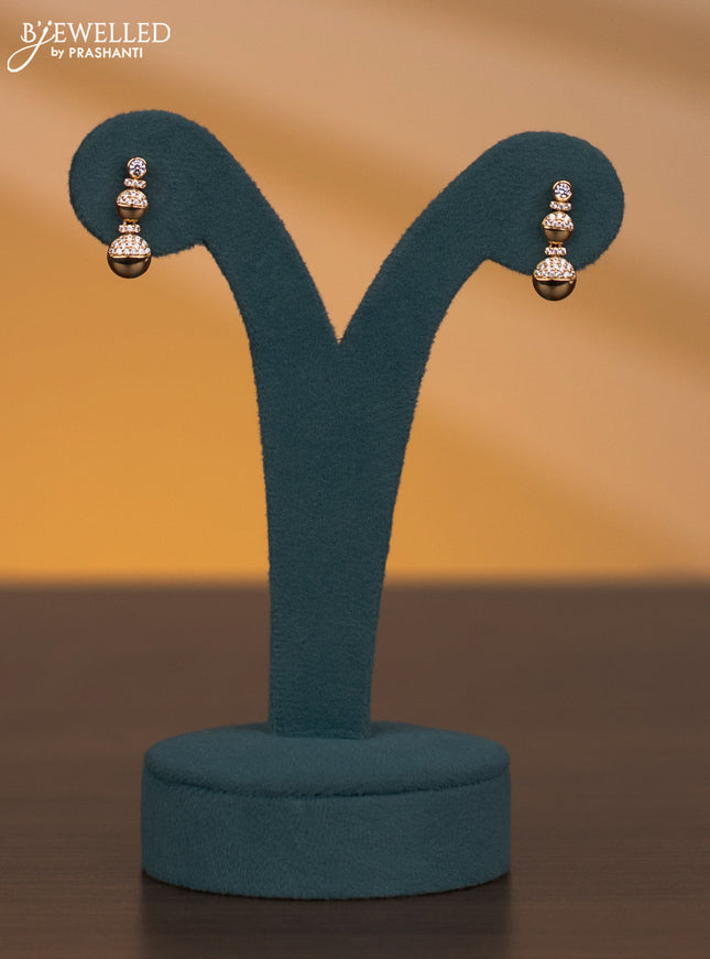 Zircon necklace with cz stones in gold finish