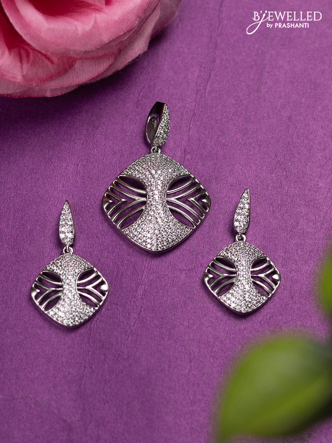 Zircon Pendant Set