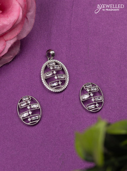 Zircon Pendant Set