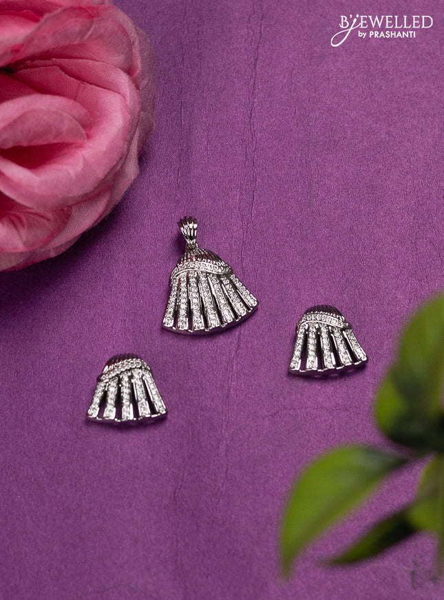 Zircon Pendant Set