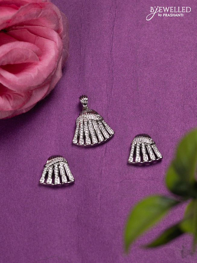 Zircon Pendant Set