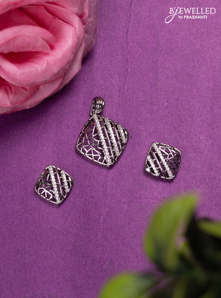 Zircon Pendant Set