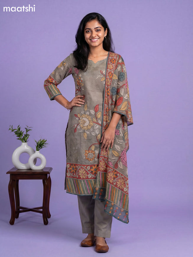 Grey Cotton Kalamkari Printed Straight Suit